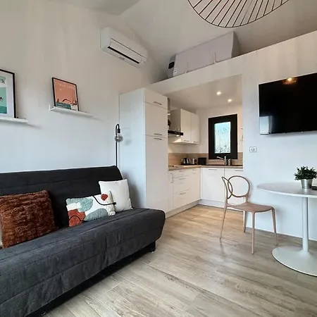 Apartment Vue A Piscine Et Parking *