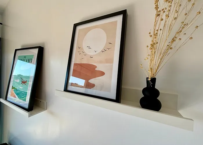 Vue A Piscine Et Parking Apartman