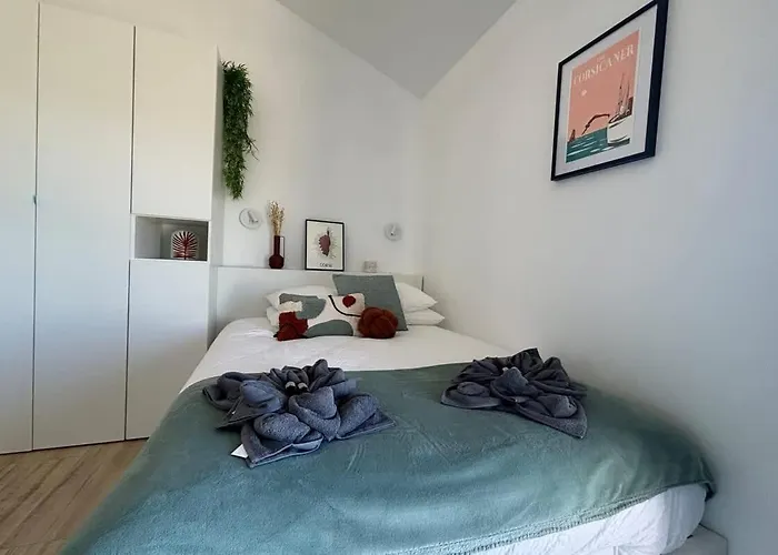 Apartman Vue A Piscine Et Parking *