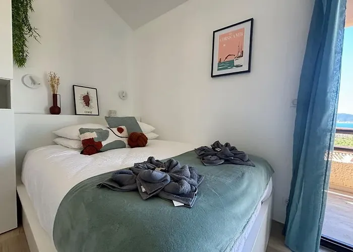 Apartmán Vue A Piscine Et Parking Porticcio (Corsica)